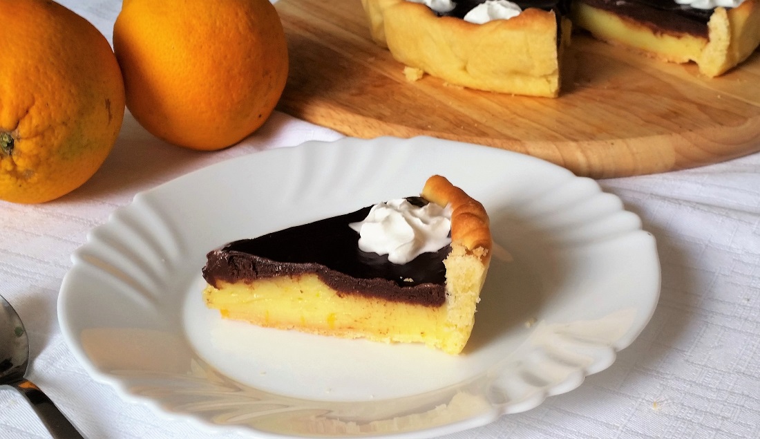 Ed ecco pronta la crostata all’arancia e cioccolato.