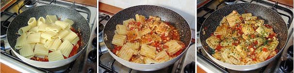 Cuocete i paccheri rigati in abbondante acqua e sale seguendo i tempi di cottura riportati sulla scatola e scolateli al dente. Versate la pasta pronta nella padella con il sugo e riaccendete il fuoco quindi amalgamate tutti gli ingredienti a fiamma alta ed rinfrescate tutto con del buon prezzemolo tritato quindi servite i vostri paccheri ancora caldi e fumanti.