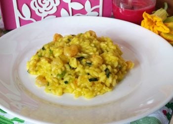 risotto ai fiori di zucca con gamberi e zafferano