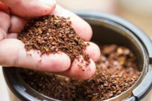 fondi caffè Come usare i fondi di caffè in cucina