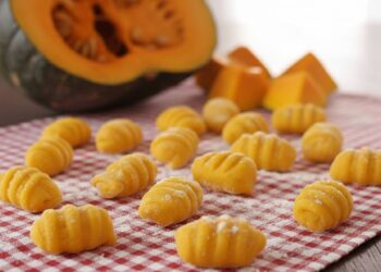 Gnocchi di zucca senza patate e senza uova ricetta base ricette.com