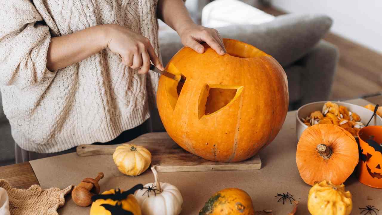 Zucca di Halloween guida completa come intagliare ricette ricette.com Zucca di Halloween guida completa come intagliare ricette ricette.com