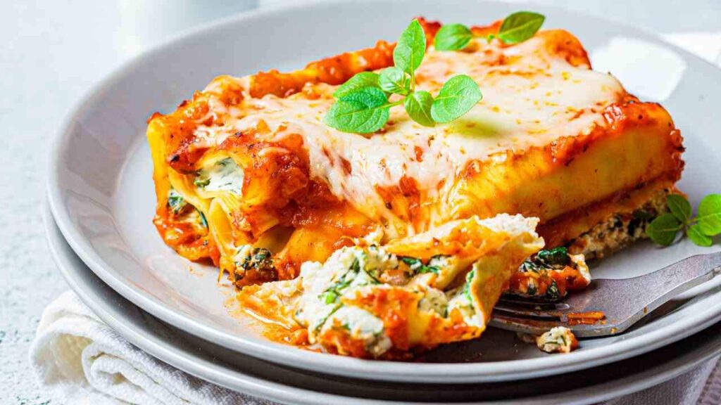 cannelloni ricotta e spinaci al ragù ricette.com