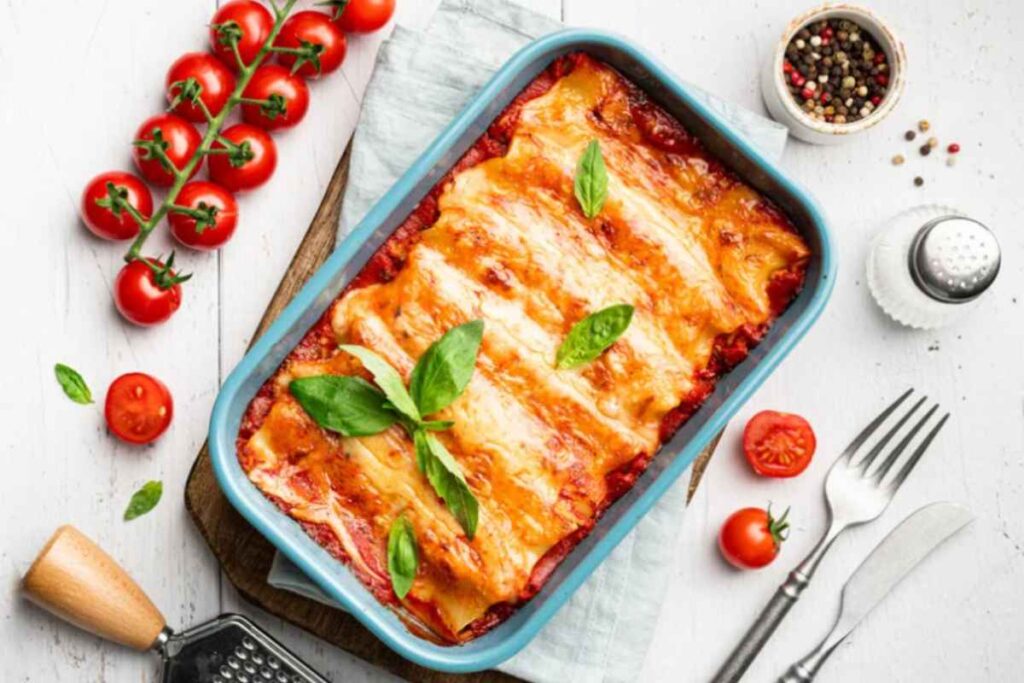 cannelloni senza carne teglia con cannelloni al pomodoro