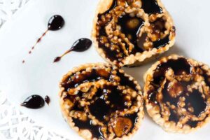 cartellate pugliesi con vincotto