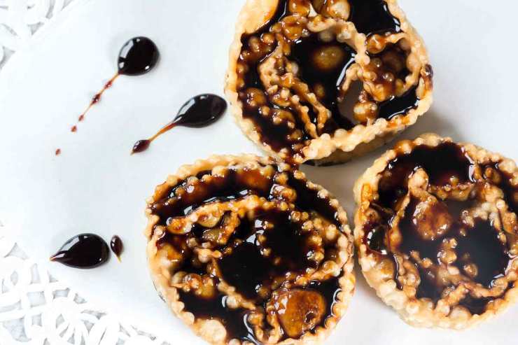 Cartellate pugliesi con vincotto