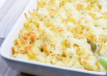 pasta al forno con cavolfiore besciamelle formaggio