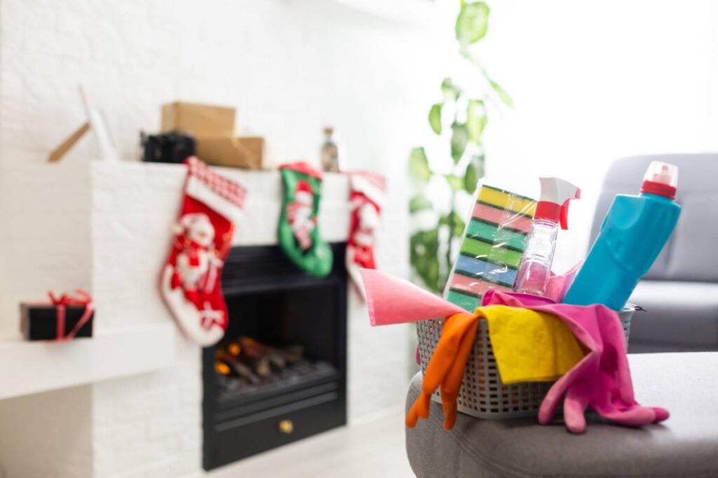 camino calze di Natale spugne detersivi