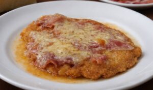 Cotoletta alla bolognese ricetta originale ricette.com Cotoletta alla bolognese ricetta originale ricette.com