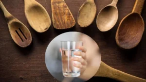 come scoprire se i mestoli di legno che usi ogni giorno sono contaminati usando il test del bicchiere