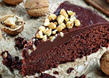 fetta di mud cake tagliata