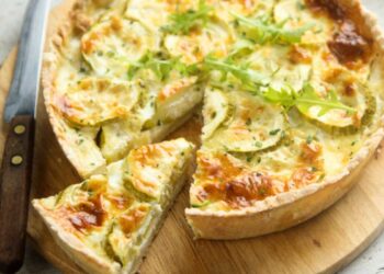 quiche dorata di zucchine