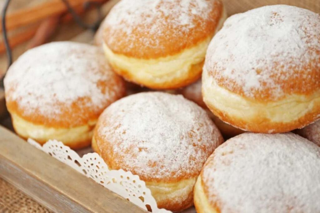 krapfen carnevale krapfen soffici con zucchero a velo