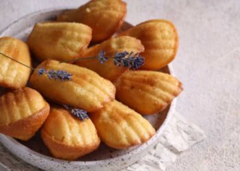 madeleine in una ciotola