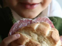 4 salumi cancerogeni insospettabili nella lista nera OMS per l'alimentazione di figli e nipoti