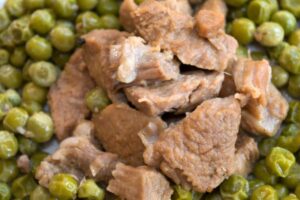 spezzatino tenero con piselli