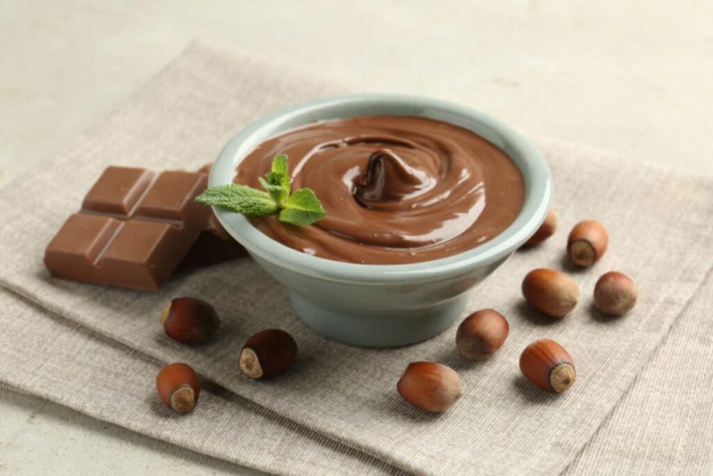 crema nocciole crema di nocciole fatta in casa