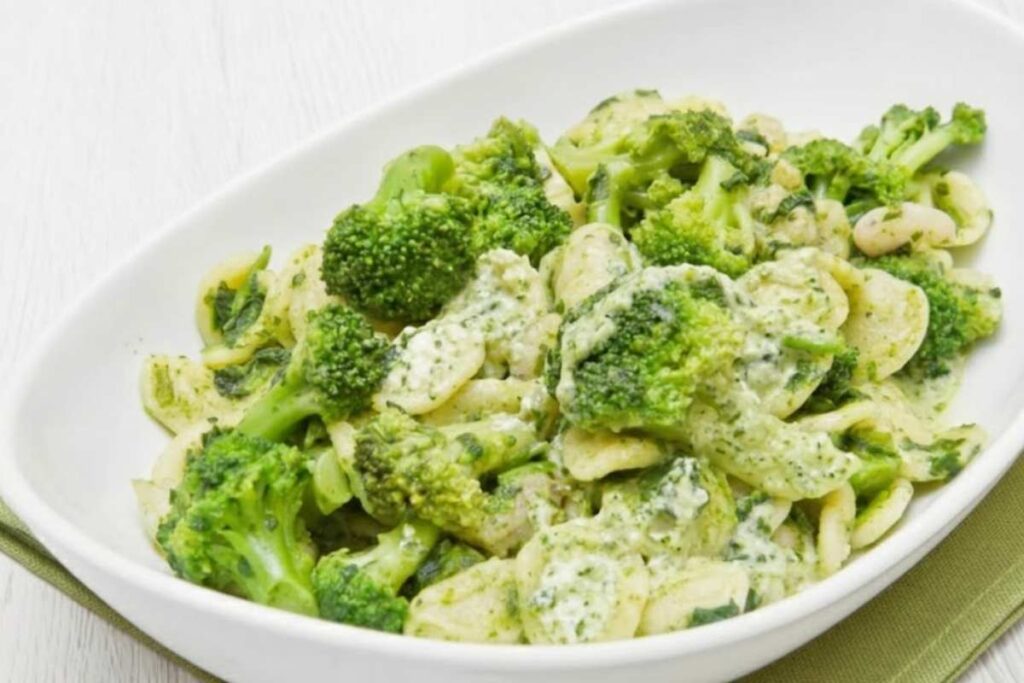 pasta cremosa ricotta e broccoli
