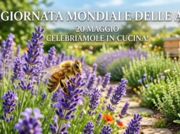 Ape operaia su fiori di lavanda in un giardino fiorito con arnia sullo sfondo per la Giornata Mondiale delle Api